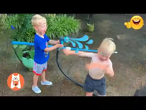 Crazy Outdoor 🤣 Momentos Graciosos: Bebés y Hermanas Juegan Afuera | Videos de risa