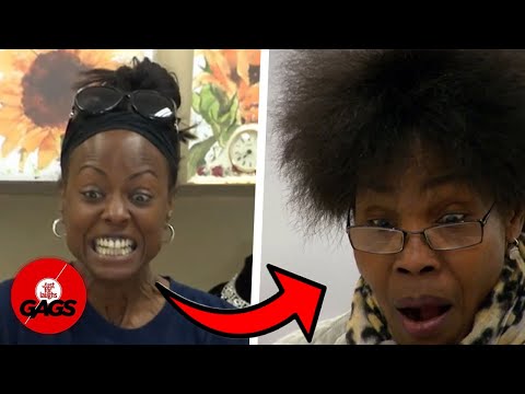 Electrical connection of a mother with her daughter | Just For Laughs Gags